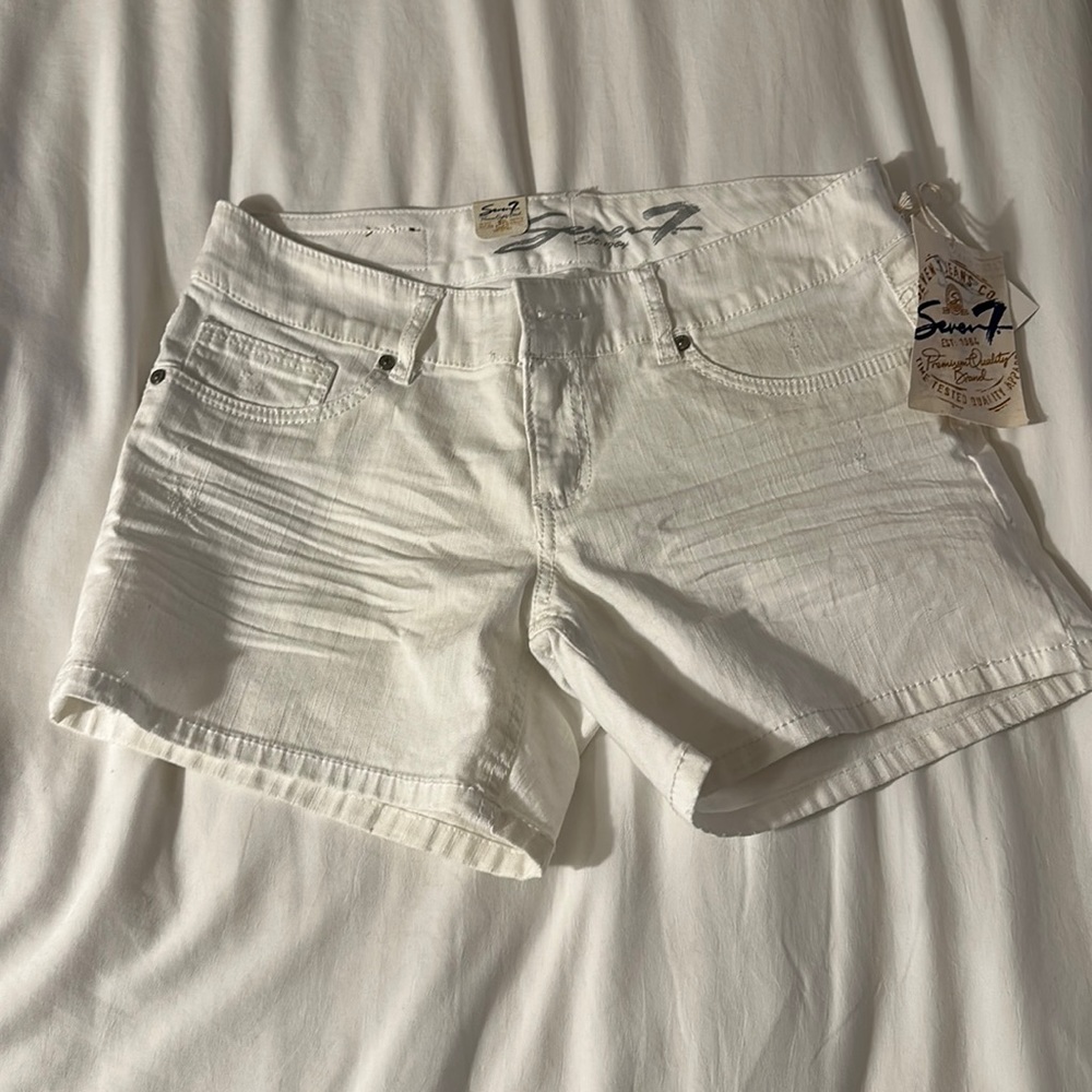 Seven7 White Shorts